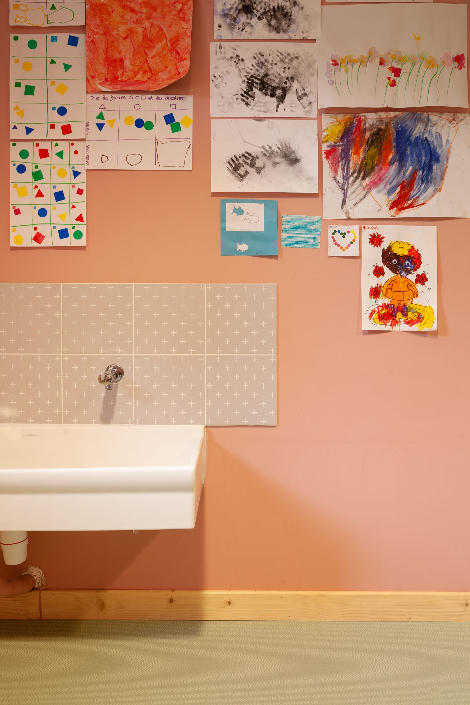 Intérieur de la crèche